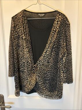 Amanda Women's Leopard Print Attached Cardigan and Tank - Sparkly Black & Tan⭐️